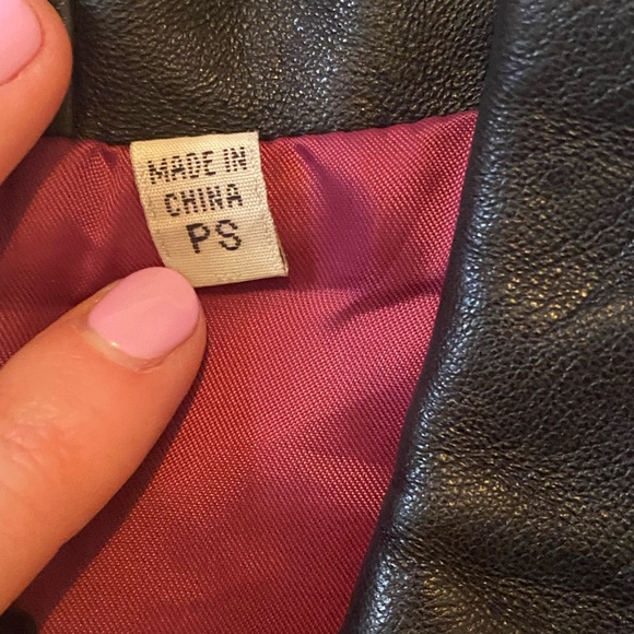 Leather Blazer - Excellent condition size Small - Picture 3 of 12